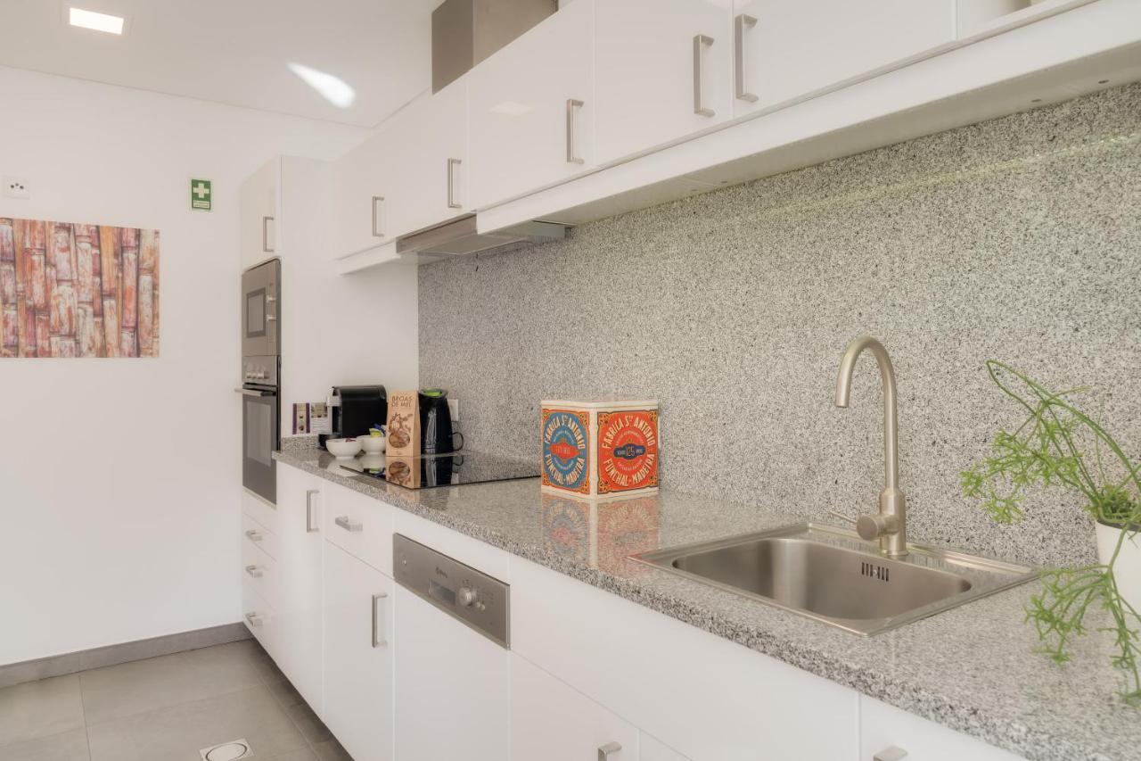 Casa Da Praca Apartments - By Casas Na Ilha ฟุงชาล ภายนอก รูปภาพ