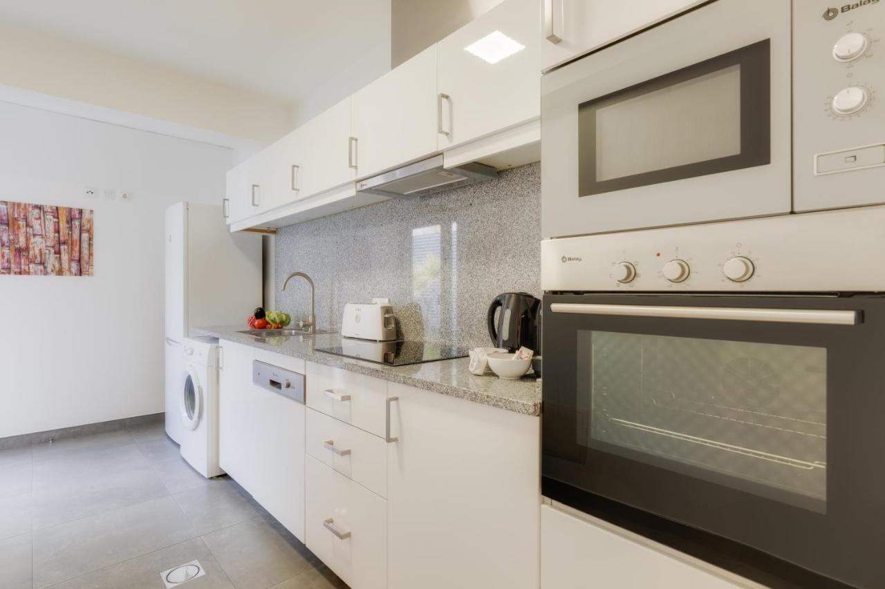 Casa Da Praca Apartments - By Casas Na Ilha ฟุงชาล ภายนอก รูปภาพ