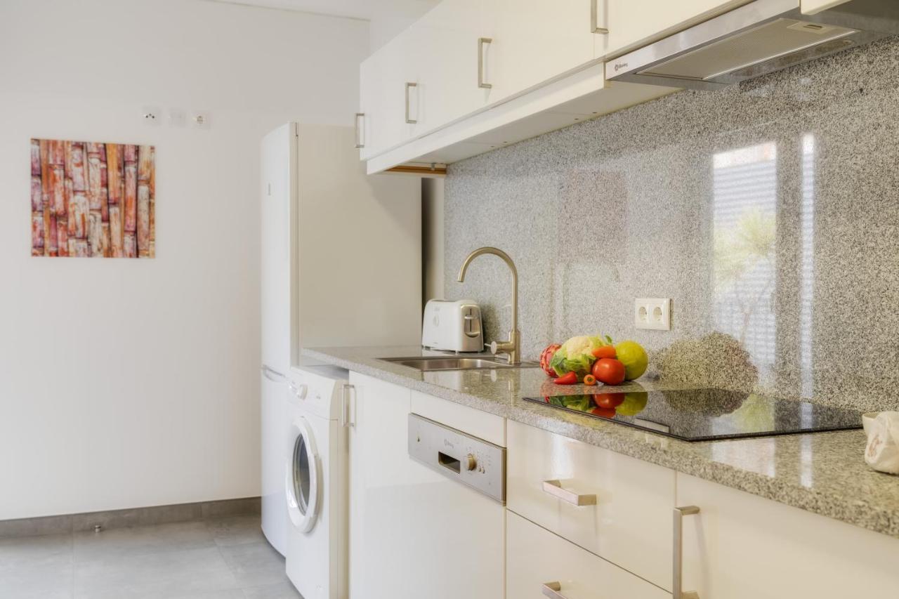 Casa Da Praca Apartments - By Casas Na Ilha ฟุงชาล ภายนอก รูปภาพ